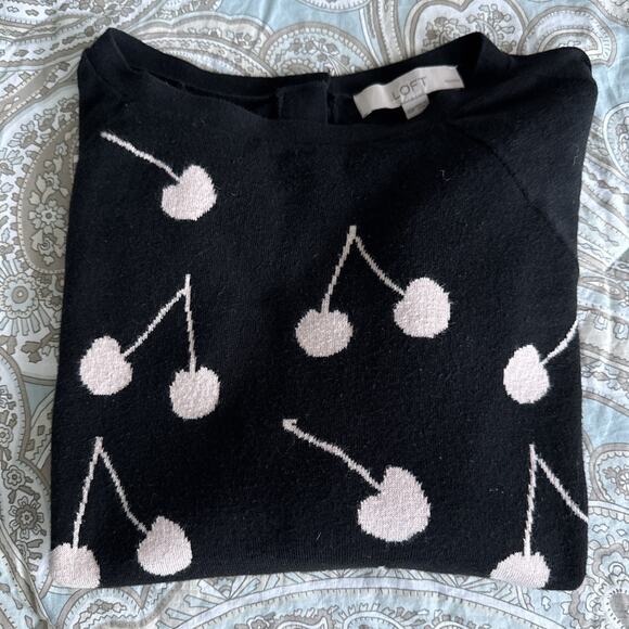 LOFT Black Back Button Sweater With Tan Cherry Print Lightweight Size Petite XS - Picture 8 of 9